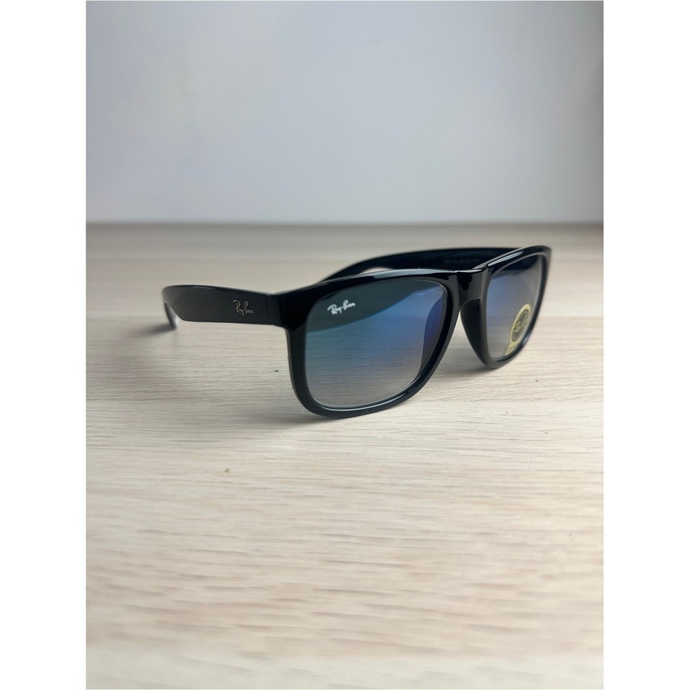 Ray-Ban Justin Classic Black Frame/ Gradient Lenses